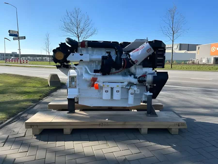 Caterpillar C18 Marine Engine